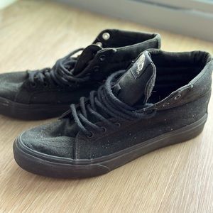 Black vans hi Sk8 Hi high top lace up women’s size 8